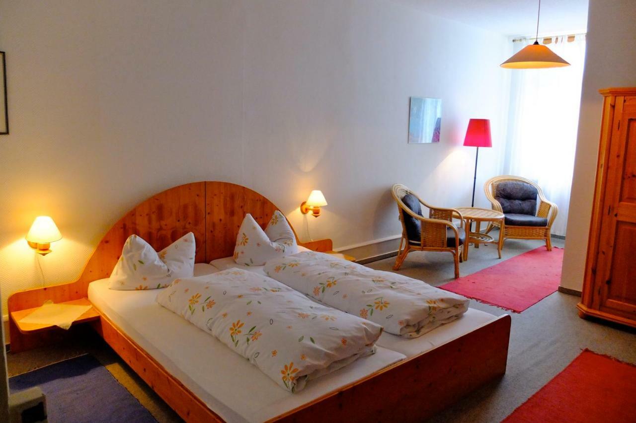 Hotel Loewen Kirchzarten Eksteriør billede